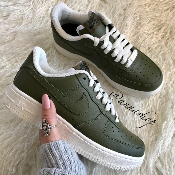 Nike Shoes - NWT Nike ID Custom Air Force 1 Premium